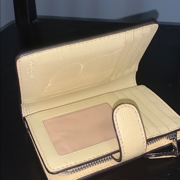 Yellow Coach Purse and Wallet - Picture 6 of 8